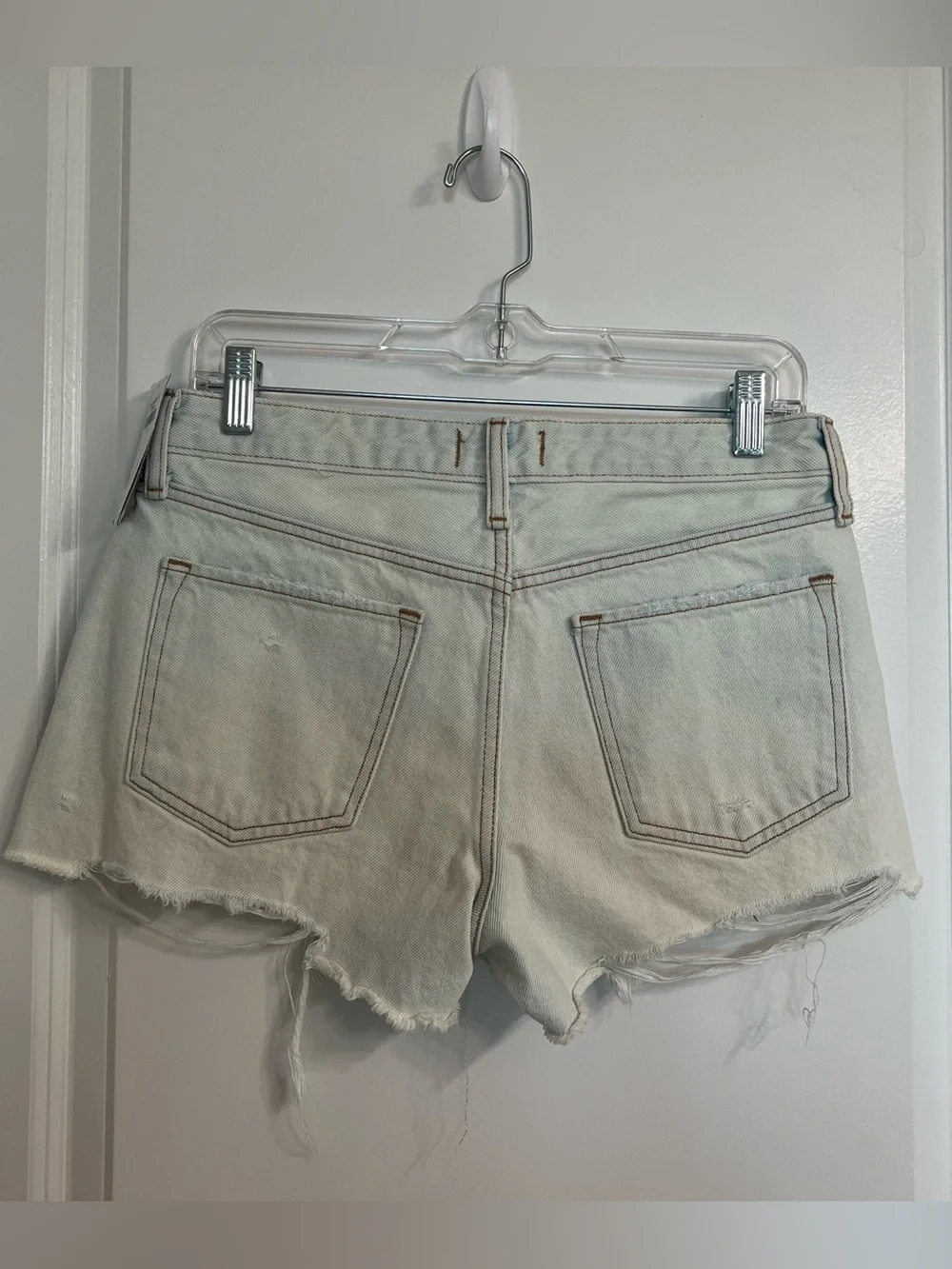NWT Abercrombie & Fitch Jean Shorts Size 27